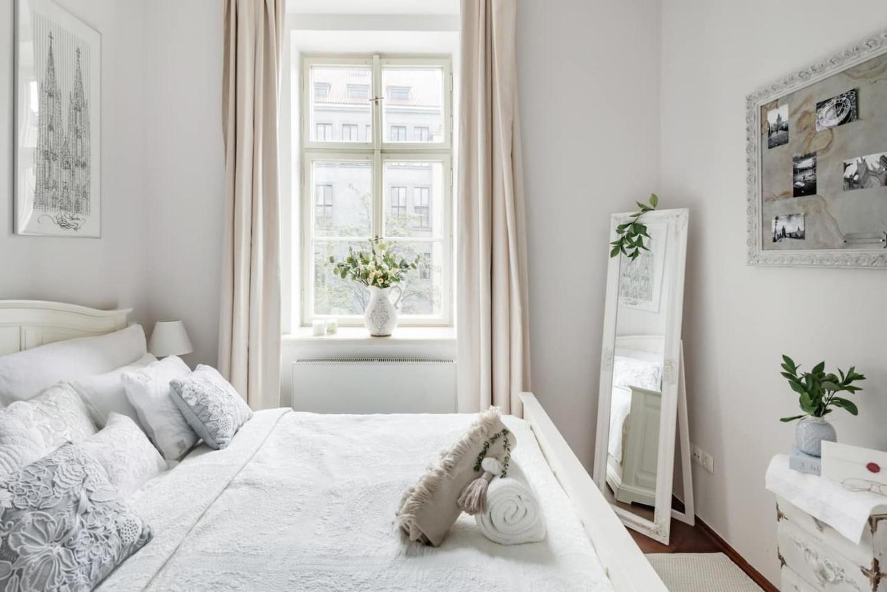 Old Town Square Apartment Prague Extérieur photo